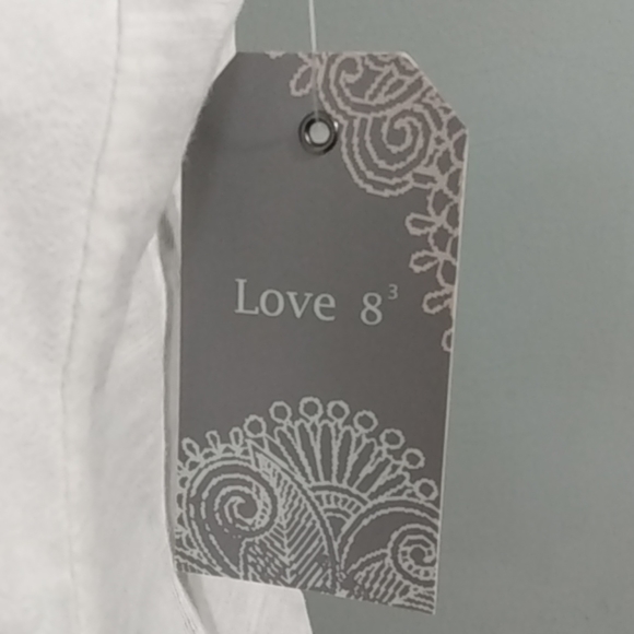 Love 8 top - Picture 5 of 6